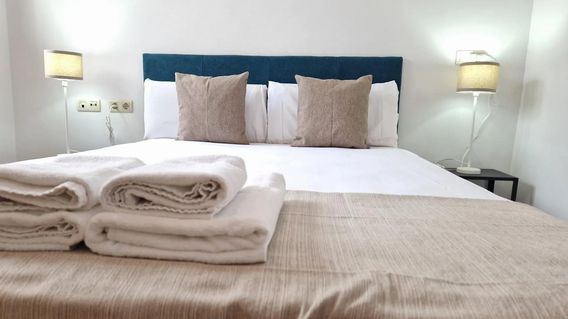 Del Parque Flats Gibralfaro Terrace Villa Malaga